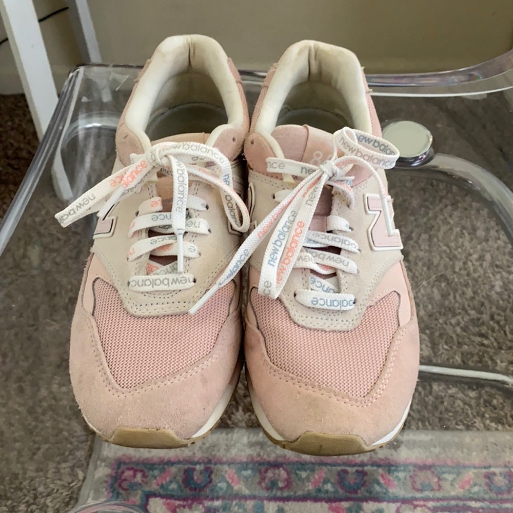 Pink New balances- women’s size 8.5